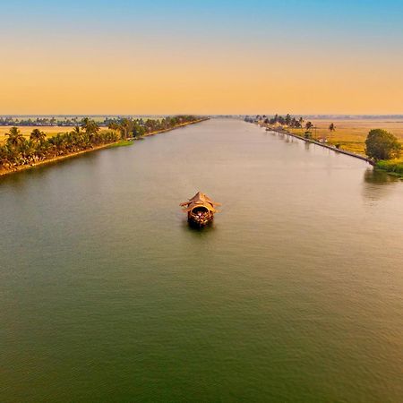 Готель Spice Coast Cruises - Houseboat, A Cgh Earth Experience Alappuzha Екстер'єр фото