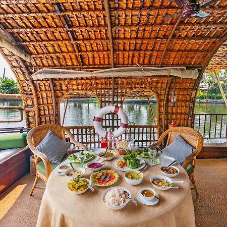 Готель Spice Coast Cruises - Houseboat, A Cgh Earth Experience Alappuzha Екстер'єр фото