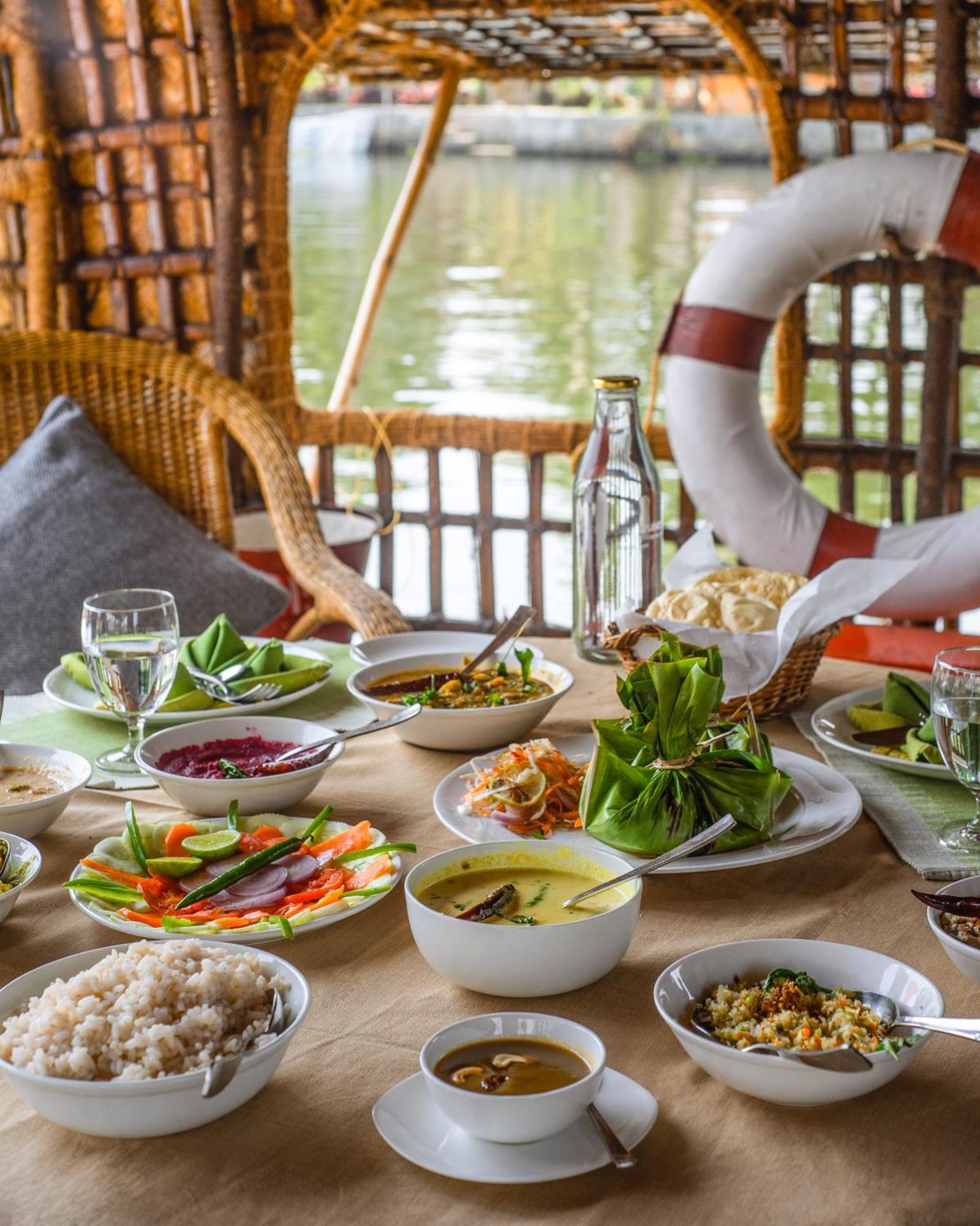 Готель Spice Coast Cruises - Houseboat, A Cgh Earth Experience Alappuzha Екстер'єр фото