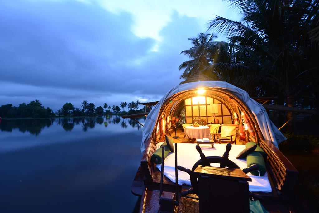 Готель Spice Coast Cruises - Houseboat, A Cgh Earth Experience Alappuzha Екстер'єр фото