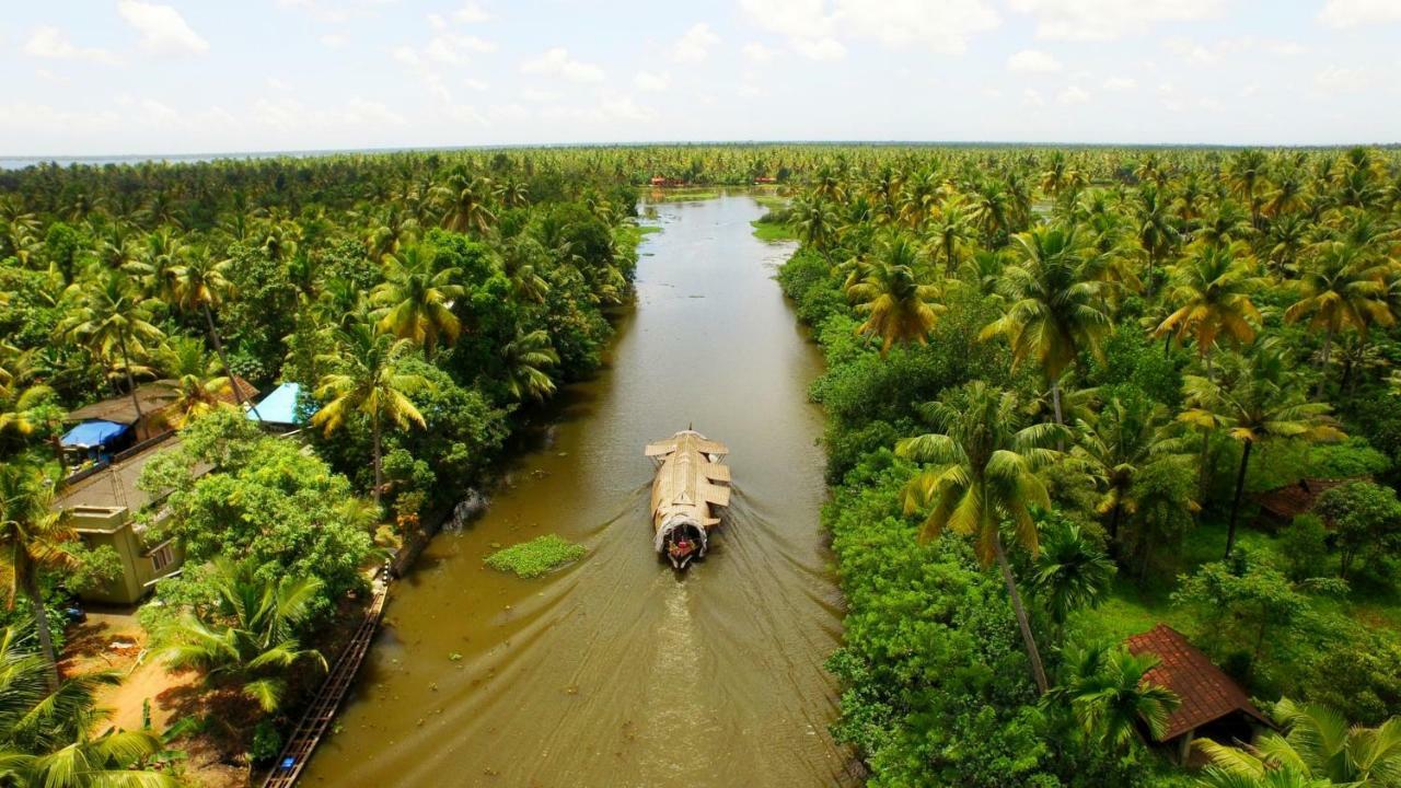 Готель Spice Coast Cruises - Houseboat, A Cgh Earth Experience Alappuzha Екстер'єр фото